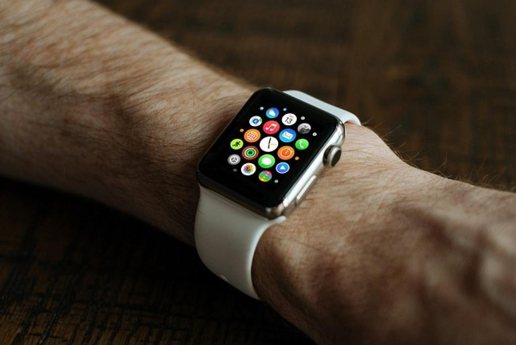 Unveiling the Best Budget Smartwatch for Fitness Tracking: Your Ultimate Guide 3 17571204024307wINqpL9zqW inpost image