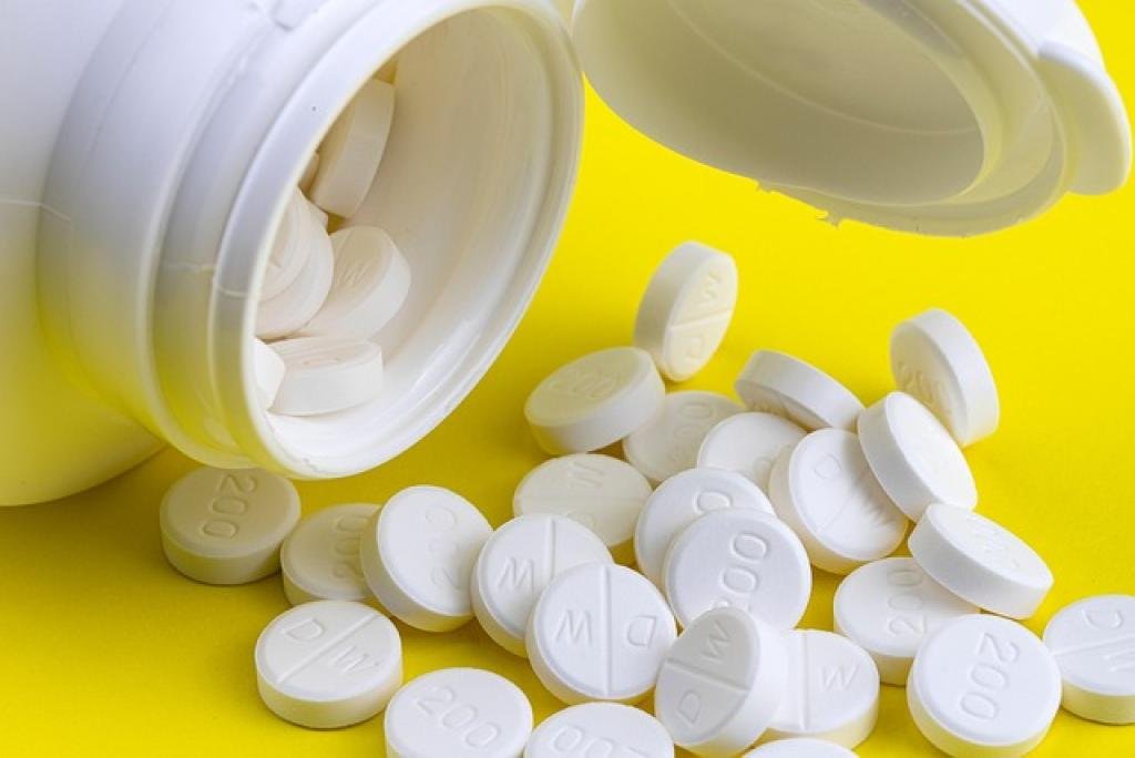 Review of the Best Supplements for Energy After 40 3 17583256244450LP3uwy4n8m inpost image